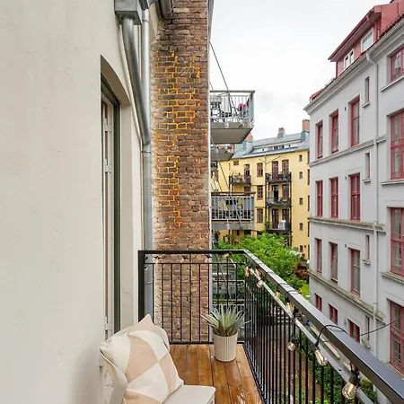 Apartment Dinbnb Gruenerlokka I 2-bedroom With Double Queen & Balcony Oslo