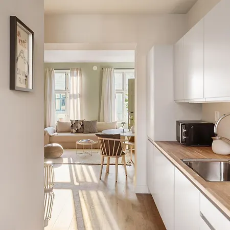 Apartment Dinbnb Gruenerlokka I 2-bedroom With Double Queen & Balcony Oslo